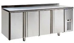 Холодильные столы Полаир TM4GN-G объединяют функции среднетемпературного шкафа и рабочей поверхности, что позволяет оптимизировать пространство и ускорить работу персонала. Многофункциональность делает среднетемпературный стол Полаир отличным выбором для